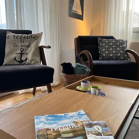 Apartment Oliva 1 *